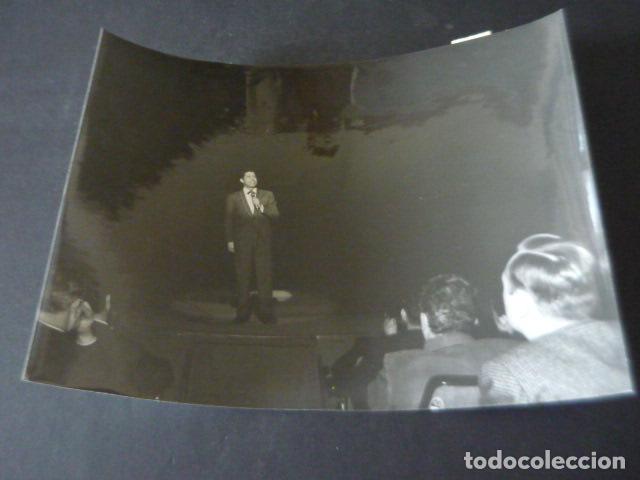 Foto di Cantanti: PACO MICHEL CANTANTE ANTIGUA FOTOGRAFIA ORIGINAL 18 X 24 CM