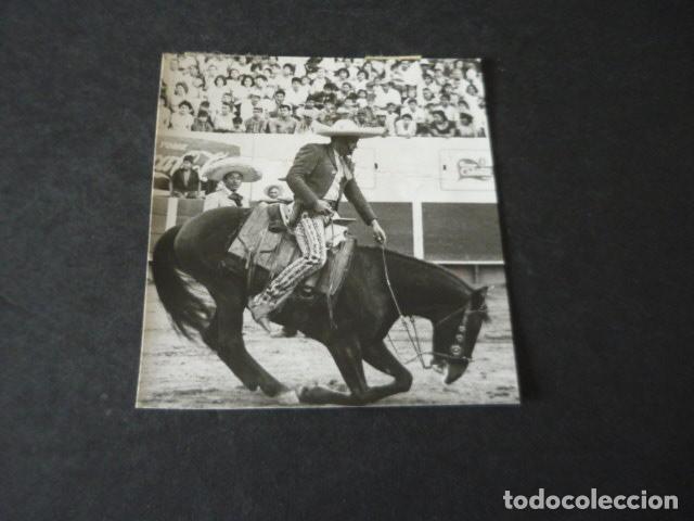 Photos de Chanteurs et Chanteuses: PACO MICHEL CANTANTE ANTIGUA FOTOGRAFIA ORIGINAL 7,5 X 8,5 CM