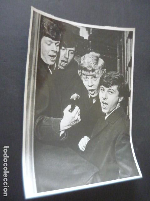Photos of Singers: THE FOUR PENNIES CONJUNTO MUSICAL ANTIGUA FOTOGRAFIA ORIGINAL 20,5 X 25 CM