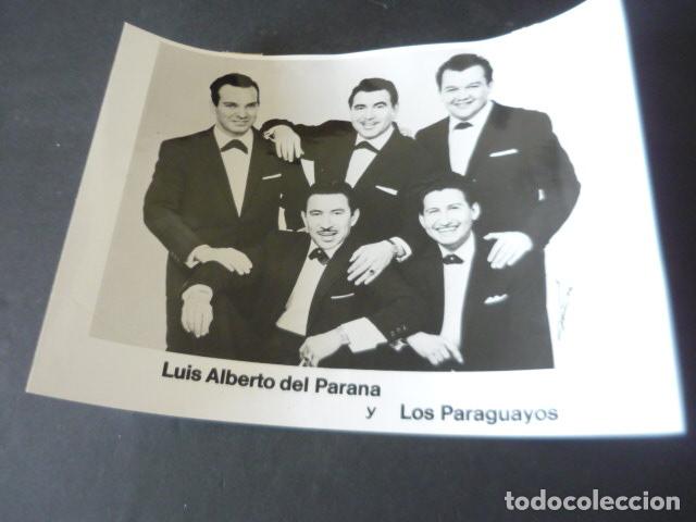 Fotos de Cantantes: LUIS ALBERTO DE PARANA Y LOS PARAGUAYOS CONJUNTO MUSICAL ANTIGUA FOTOGRAFIA ORIGINAL 18 X 24 CM