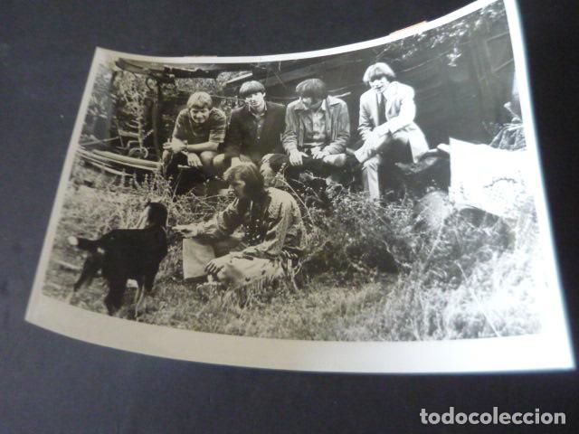 Fotos von Musikern: THE BUFFALO SPRINGFIELD CONJUNTO MUSICAL ANTIGUA FOTOGRAFIA ORIGINAL 20,5 X 25 CM