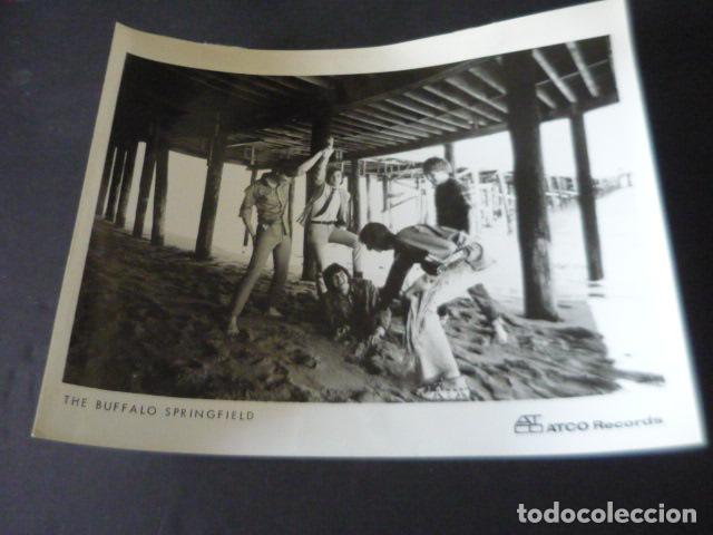 Photos of Singers: THE BUFFALO SPRINGFIELD CONJUNTO MUSICAL ANTIGUA FOTOGRAFIA ORIGINAL 20,5 X 25 CM