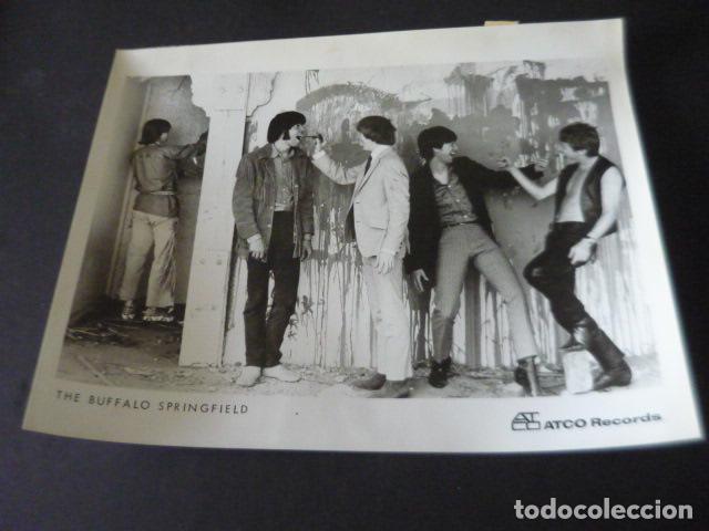 Photos of Singers: THE BUFFALO SPRINGFIELD CONJUNTO MUSICAL ANTIGUA FOTOGRAFIA ORIGINAL 20,5 X 25 CM