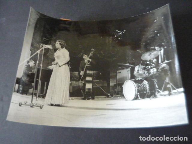 Photos of Singers: ERNESTINE ANDERSON CANTANTE JAZZ ANTIGUA FOTOGRAFIA ORIGINAL 24 X 18 CM