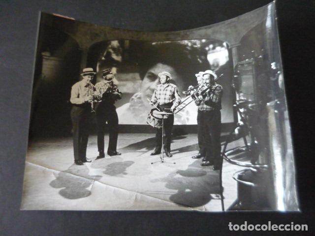 Photos of Singers: JEAN LOU Y HIS KONKI TOWK CONJUNTO MUSICAL ANTIGUA FOTOGRAFIA ORIGINAL 18 X 24 CM
