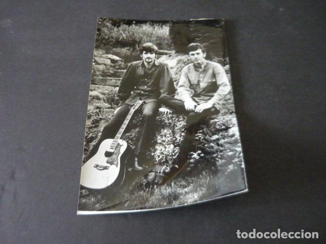 Foto di Cantanti: ZAGER & EVANS CONJUNTO MUSICAL ANTIGUA FOTOGRAFIA ORIGINAL 12 X 17 CM
