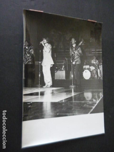 Foto di Cantanti: LOS CUATRO MONEDAS CONJUNTO MUSICAL ANTIGUA FOTOGRAFIA ORIGINAL 18 X 24 CM