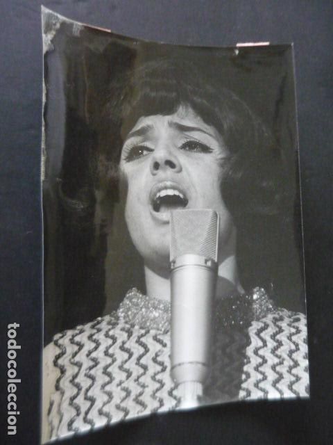 Foto di Cantanti: SABRINA CANTANTE ANTIGUA FOTOGRAFIA ORIGINAL 18 X 24 CM