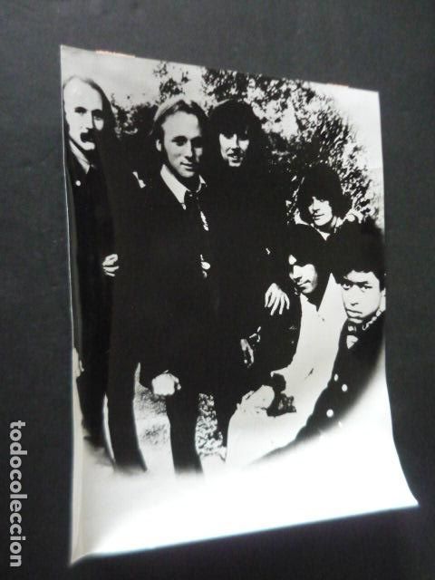Photos of Singers: CROSBY STILLS NASH & YOUNG CONJUNTO MUSICAL ANTIGUA FOTOGRAFIA ORIGINAL 18 X 24 CM