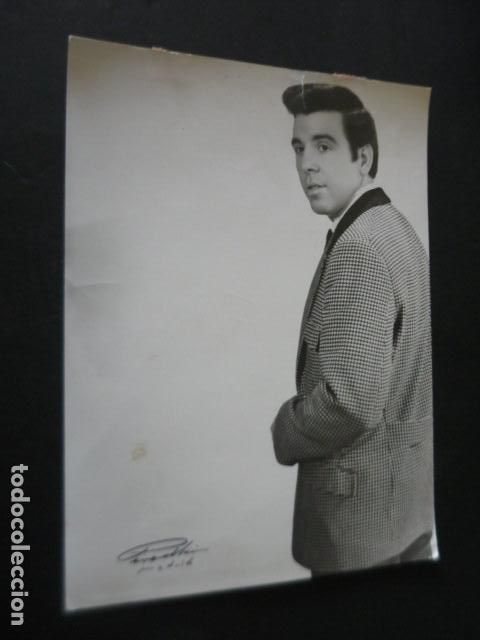 Photos of Singers: ALFREDO CANTANTE ANTIGUA FOTOGRAFIA ORIGINAL 18 X 24 CM