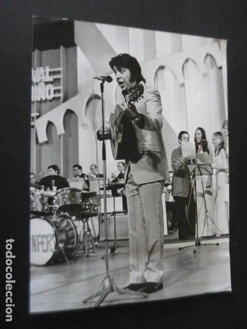 Fotos von Musikern: ALFREDO CANTANTE EN ORENSE ANTIGUA FOTOGRAFIA ORIGINAL 18 X 24 CM