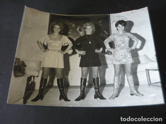 Fotos von Musikern: THE SATIN BELLS CONJUNTO MUSICAL ANTIGUA FOTOGRAFIA ORIGINAL 18 X 24 CM