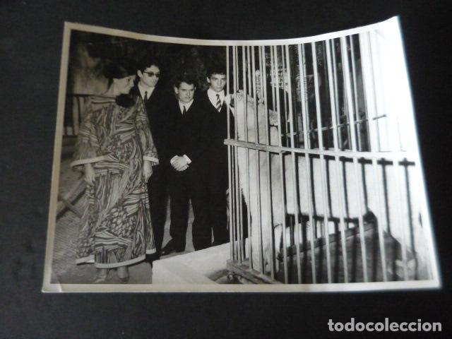 Photos of Singers: LUCIANA WOLF CANTANTE ANTIGUA FOTOGRAFIA ORIGINAL 24 X 18 CM