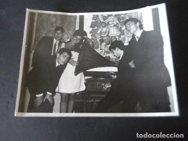 Fotos von Musikern: LUCIANA WOLF CANTANTE ANTIGUA FOTOGRAFIA ORIGINAL 24 X 18 CM