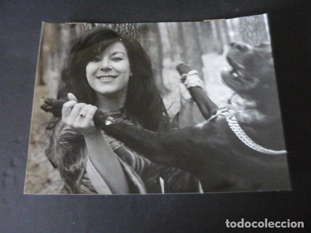 Photos de Chanteurs et Chanteuses: LUCIANA WOLF CANTANTE ANTIGUA FOTOGRAFIA ORIGINAL 24 X 18 CM
