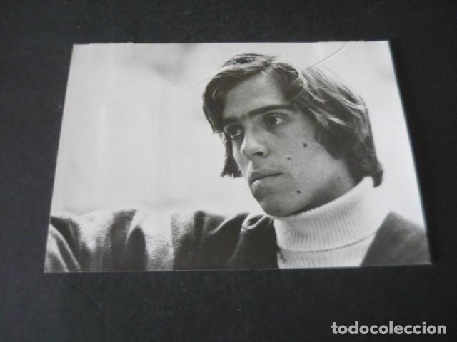 Fotos von Musikern: GUILLERMO BASTERRECHEA CANTANTE ANTIGUA FOTOGRAFIA ORIGINAL 13 X 18 CM