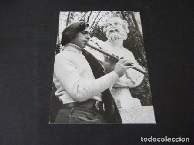 Photos of Singers: GUILLERMO BASTERRECHEA CANTANTE ANTIGUA FOTOGRAFIA ORIGINAL 12 X 18 CM