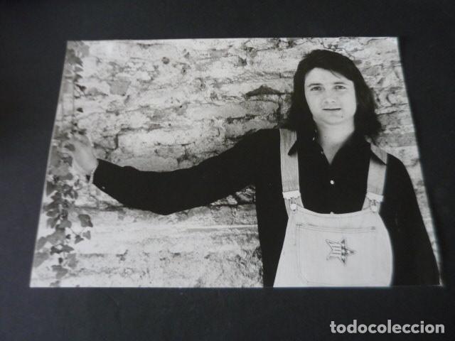 Photos of Singers: JUAN BAU CANTANTE ANTIGUA FOTOGRAFIA ORIGINAL 18 X 24 CM