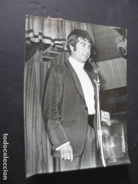 Photos of Singers: RAFA CANTANTE ANTIGUA FOTOGRAFIA ORIGINAL 18 X 24 CM