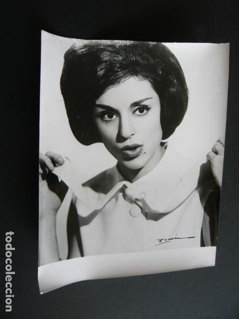 Fotos von Musikern: MARIA DOLORES CANTANTE ANTIGUA FOTOGRAFIA ORIGINAL 18 X 24 CM