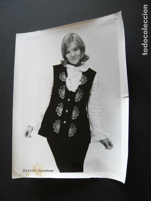 Fotos von Musikern: KIRSTI SPARBOE CANTANTE ANTIGUA FOTOGRAFIA ORIGINAL 18 X 24 CM