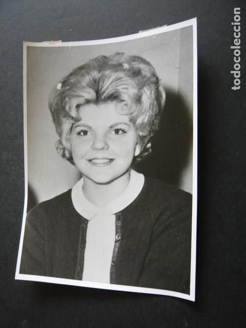 Photos of Singers: DIANE RAY CANTANTE ANTIGUA FOTOGRAFIA ORIGINAL 18 X 13 CM