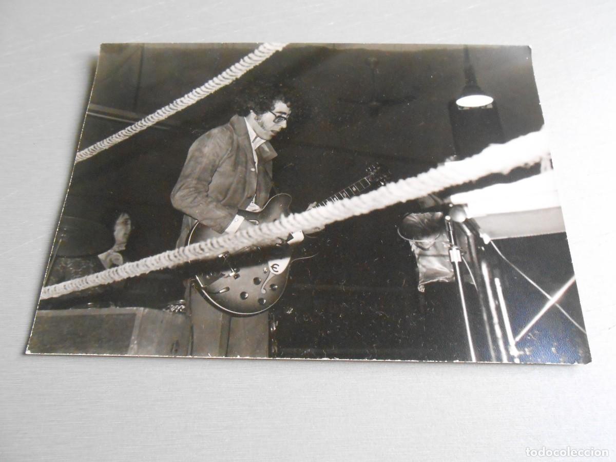 Fotos de Cantantes: FOTO de - MAX SUNYER de ICEBERS - de 17,5 x 12,5 cms.