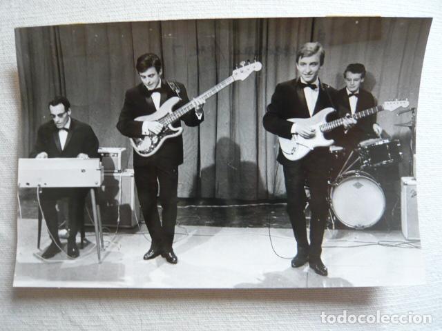 Photos of Singers: LES PLAYERS CONJUNTO MUSICAL ANTIGUA FOTOGRAFIA ORIGINAL 12 X 17 CM