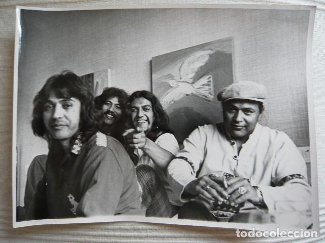 Photos of Singers: REDBONE CONJUNTO MUSICAL ANTIGUA FOTOGRAFIA ORIGINAL 24 X 18 CM