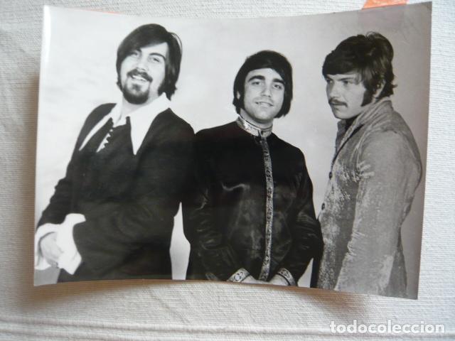 Foto di Cantanti: THE APHRODITE&acute;S CHILD CONJUNTO MUSICAL ANTIGUA FOTOGRAFIA ORIGINAL 18 X 13 CM
