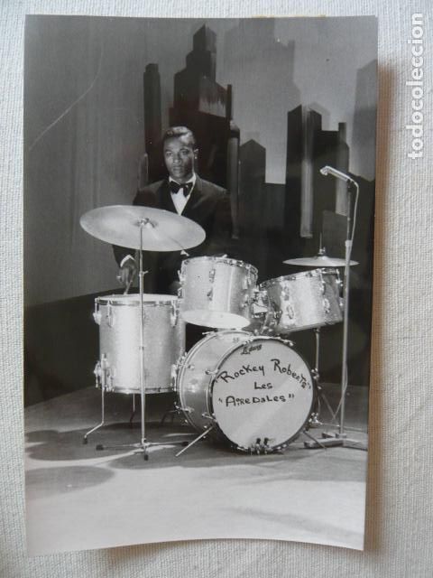 Foto di Cantanti: ROCKY ROBERTS Y LOS AIREDALES CONJUNTO MUSICAL ANTIGUA FOTOGRAFIA ORIGINAL 18 X 12 CM