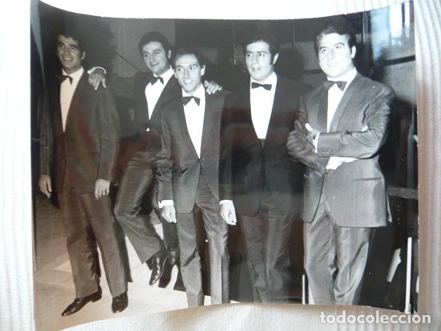 Photos of Singers: RICHARD Y SUS BAMBUCOS CONJUNTO MUSICAL ANTIGUA FOTOGRAFIA ORIGINAL 18 X 24 CM