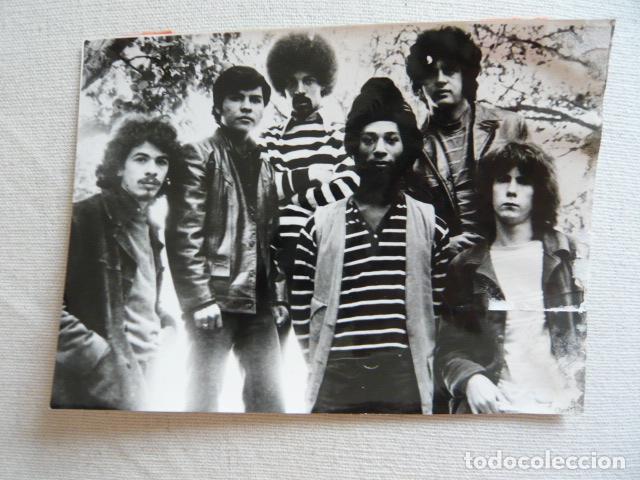 Photos of Singers: SANTANA CONJUNTO MUSICAL ANTIGUA FOTOGRAFIA ORIGINAL 11 X 15 CM
