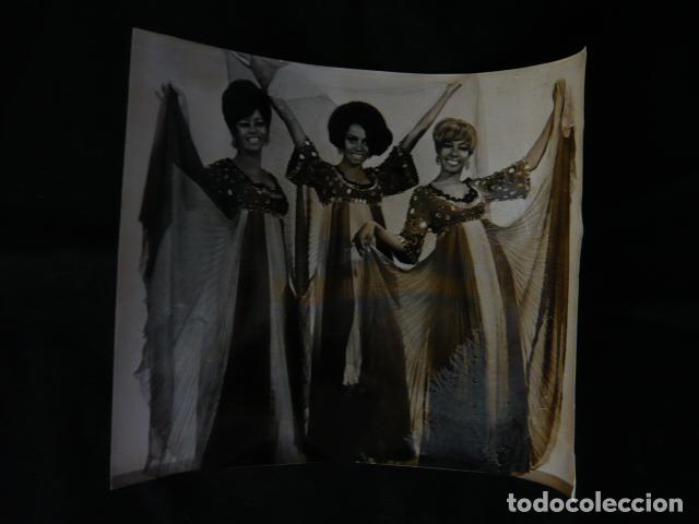 Photos of Singers: DIANA ROSS AND THE SUPREMES CONJUNTO MUSICAL ANTIGUA FOTOGRAFIA ORIGINAL 18 X 13 CM