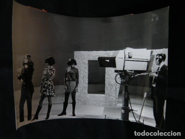 Fotos von Musikern: DIANA ROSS AND THE SUPREMES CONJUNTO MUSICAL ANTIGUA FOTOGRAFIA ORIGINAL 20 X 14 CM