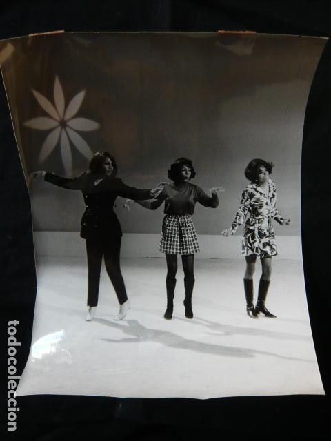 Fotos de Cantores: DIANA ROSS AND THE SUPREMES CONJUNTO MUSICAL EN TVE ANTIGUA FOTOGRAFIA ORIGINAL 18 X 24 CM