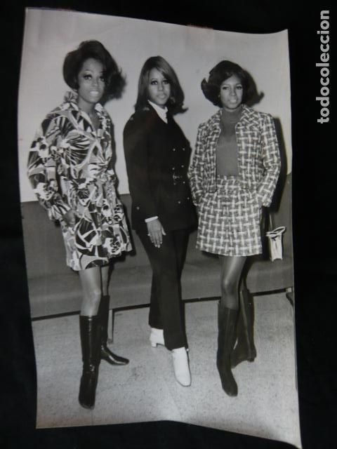 Photos of Singers: DIANA ROSS AND THE SUPREMES CONJUNTO MUSICAL EN TVE ANTIGUA FOTOGRAFIA ORIGINAL 15 X 22 CM