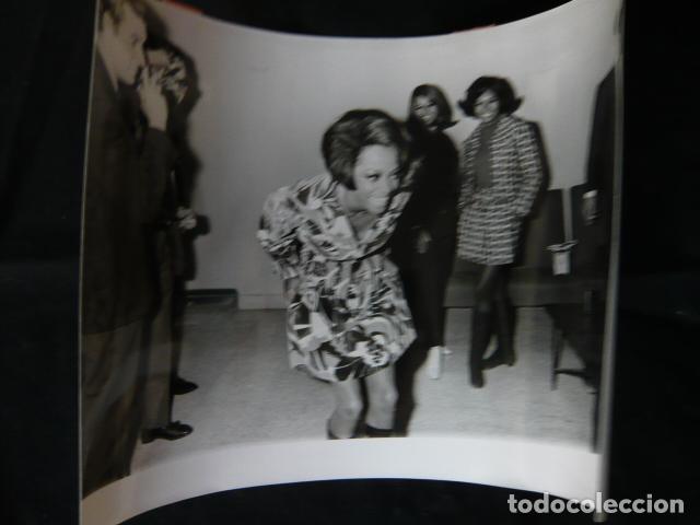 Fotos von Musikern: DIANA ROSS AND THE SUPREMES CONJUNTO MUSICAL EN MADRID ANTIGUA FOTOGRAFIA ORIGINAL 18 X 24 CM