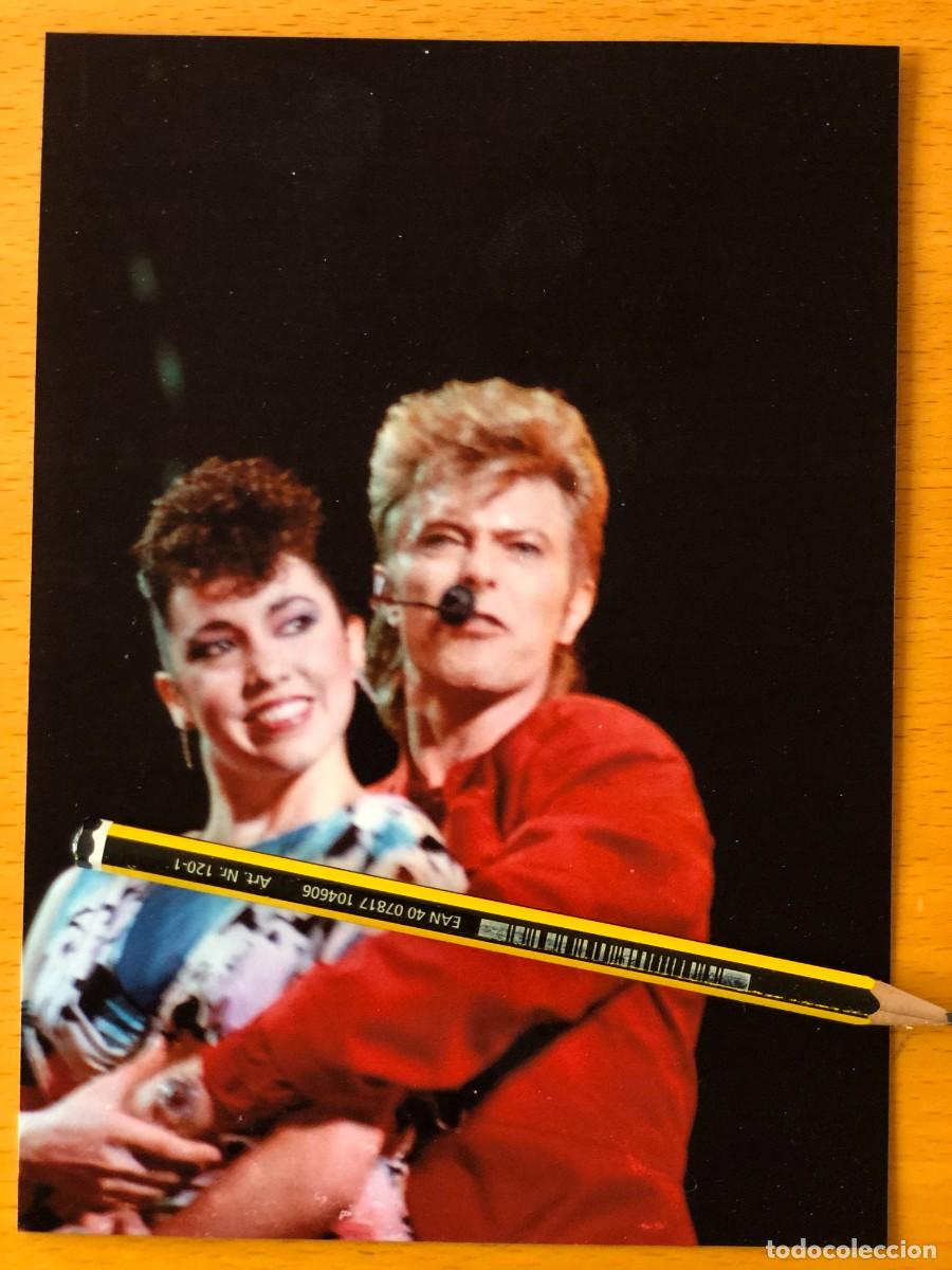 Photos de Chanteurs et Chanteuses: David Bowie. Foto 17x13. by Flowers, con sello. Mini Estadi, BCN 1987.