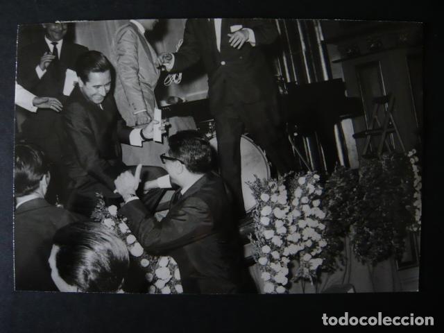 Photos de Chanteurs et Chanteuses: MADRID I FESTIVAL DE MUSICA LIGERA ANTIGUA FOTOGRAFIA ORIGINAL 12 X 17 CM