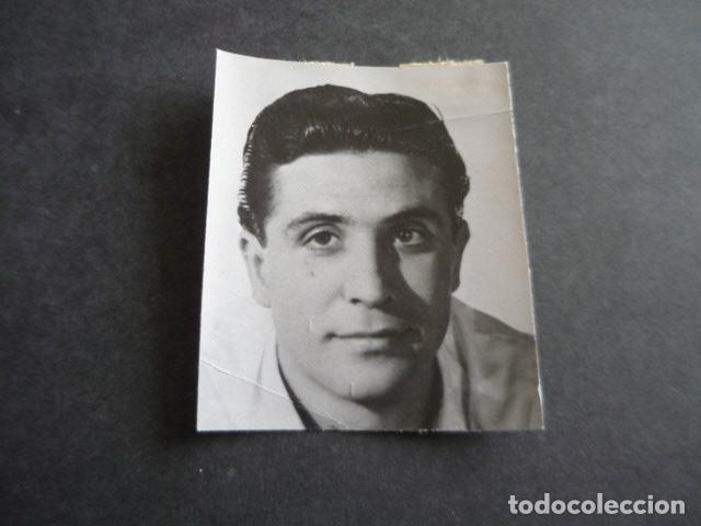 Photos of Singers: GILBERT BECAUD CANTANTE ANTIGUA FOTOGRAFIA ORIGINAL 6.5 X 5.5 CM