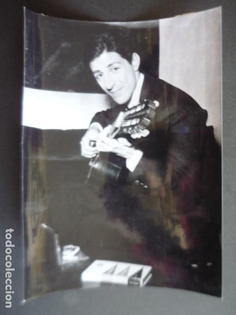 Fotos de Cantores: GIORGIO GABER CANTANTE ANTIGUA FOTOGRAFIA 18 X 24 CM