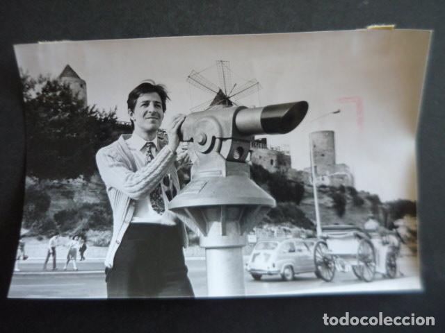 Photos of Singers: GIORGIO GABER CANTANTE EN PALMA DE MALLORCA ANTIGUA FOTOGRAFIA 12 X 18 CM