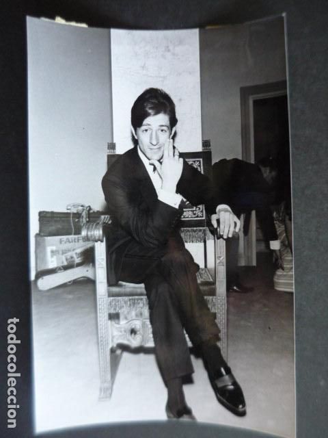 Foto di Cantanti: GIORGIO GABER CANTANTE EN PALMA DE MALLORCA ANTIGUA FOTOGRAFIA 12 X 18 CM
