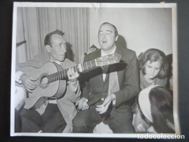 Photos of Singers: FERNANDO QUI&Ntilde;ONES CANTANTE CANTAOR FLAMENCO ANTIGUA FOTOGRAFIA 20 X 25 CM