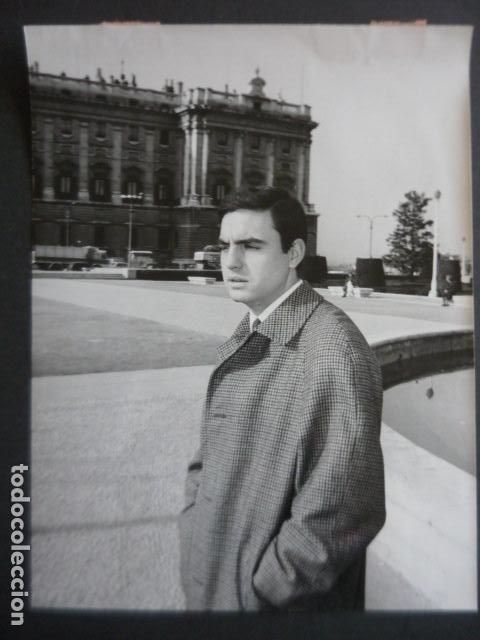 Photos of Singers: MANUEL TORRES CANTANTE ANTIGUA FOTOGRAFIA ORIGINAL 18 X 24 CM