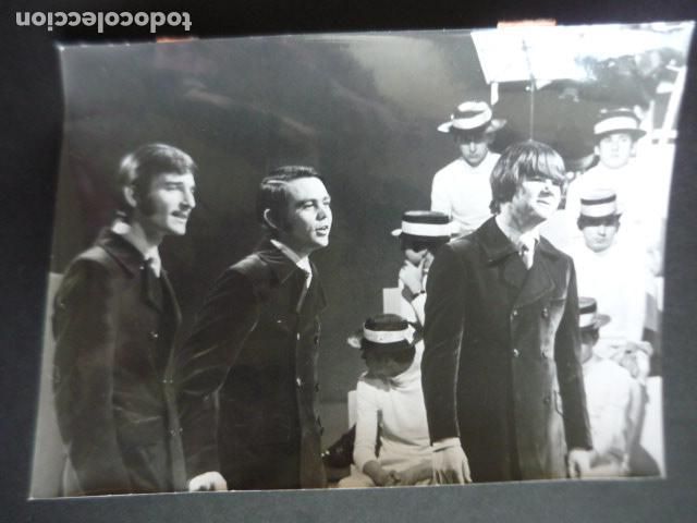 Fotos von Musikern: THE SANDPIPERS CONJUNTO MUSICAL ANTIGUA FOTOGRAFIA ORIGINAL 18 X 24 CM