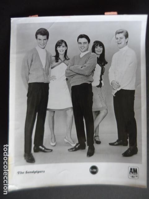 Photos of Singers: THE SANDPIPERS CONJUNTO MUSICAL ANTIGUA FOTOGRAFIA ORIGINAL 21 X 26 CM