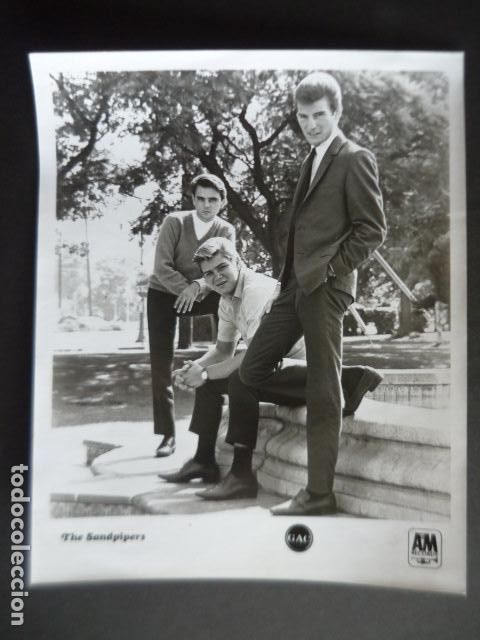 Photos of Singers: THE SANDPIPERS CONJUNTO MUSICAL ANTIGUA FOTOGRAFIA ORIGINAL 21 X 26 CM