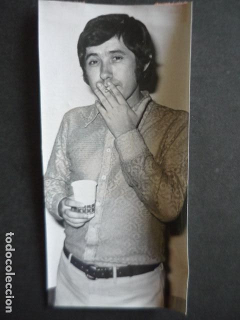 Photos of Singers: VALEN CANTANTE ANTIGUA FOTOGRAFIA ORIGINAL 8 X 16 CM